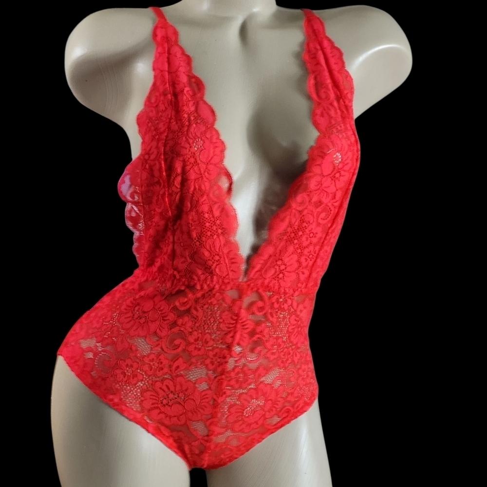 Free People HAH Comin’ In HAHt Lace Bodysuit Siren Red